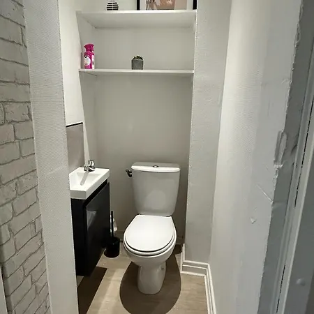 Bricks Stan Apartament *